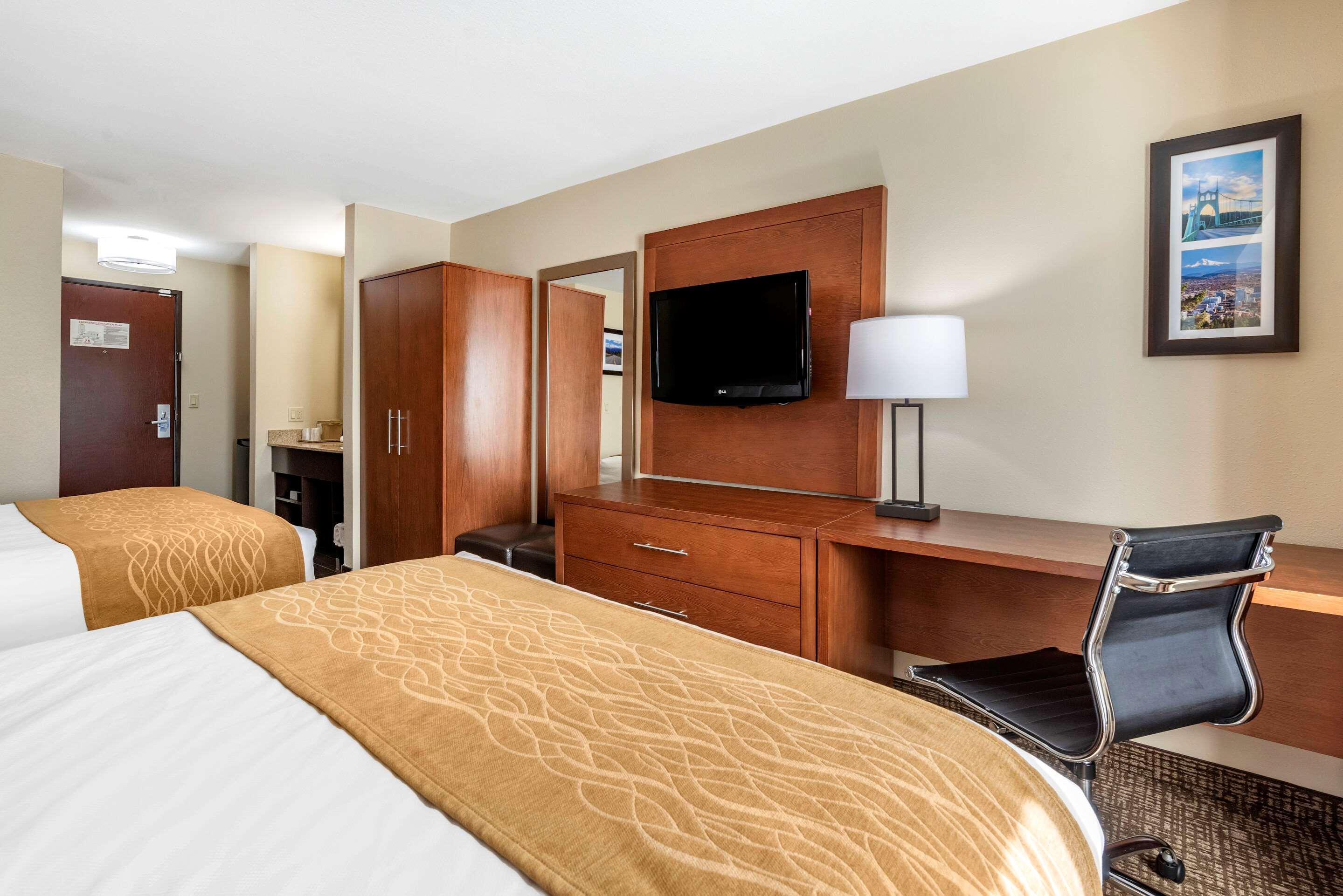 Comfort Inn Portland Near I-84 And I-205 Exterior photo